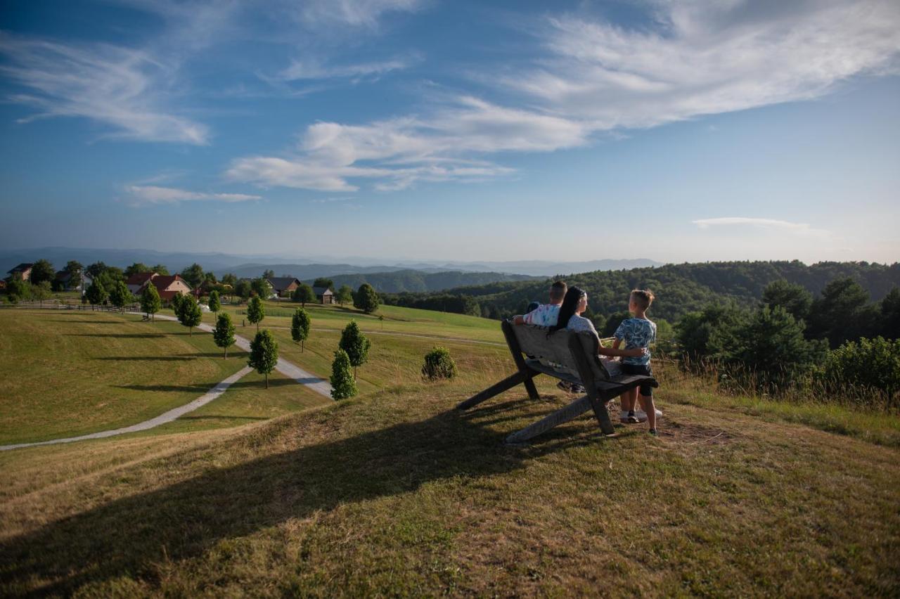 Holiday Home Ernest Zelezni With Hot Tub Ivancna Gorica Bagian luar foto
