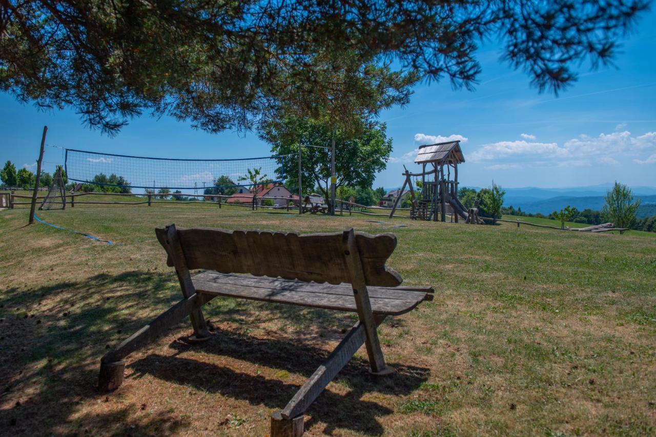 Holiday Home Ernest Zelezni With Hot Tub Ivancna Gorica Bagian luar foto