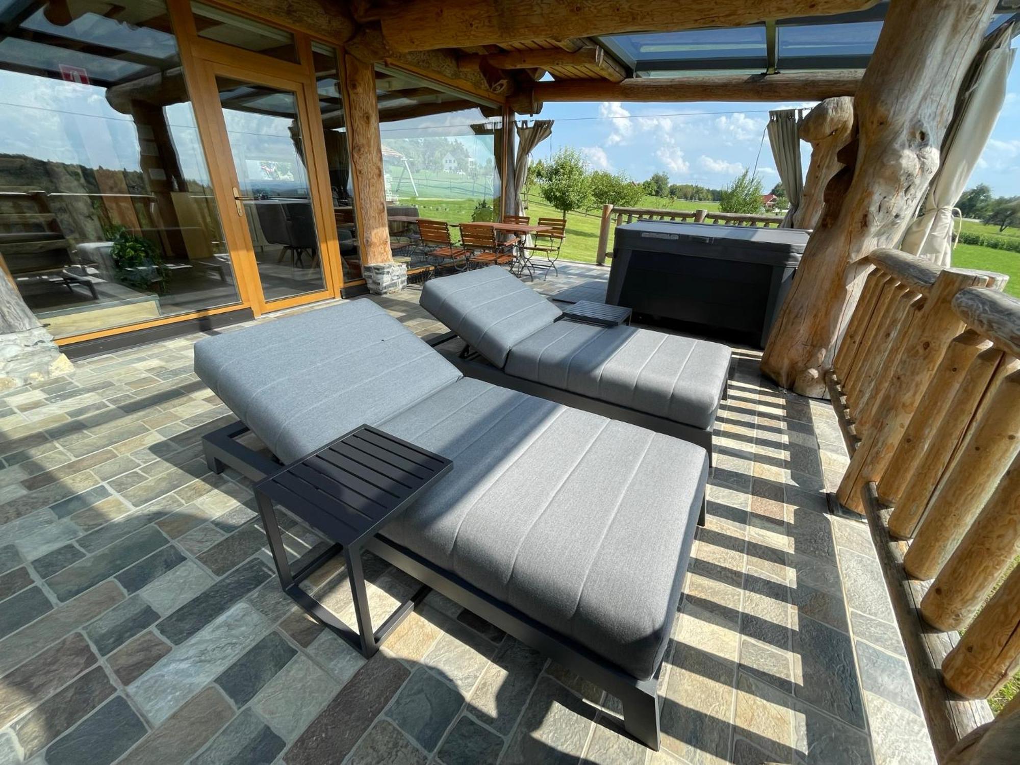 Holiday Home Ernest Zelezni With Hot Tub Ivancna Gorica Bagian luar foto